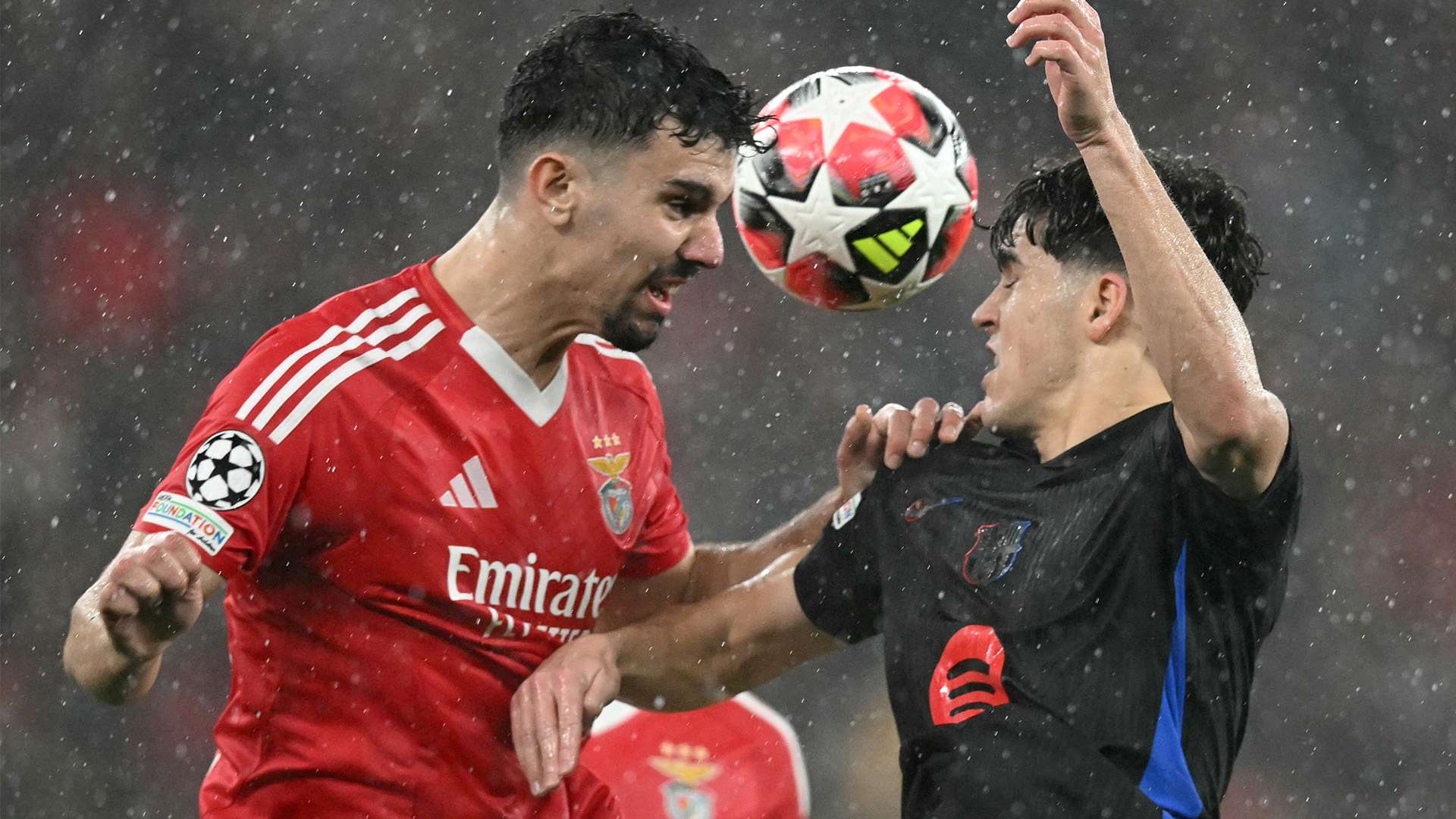 黄健翔直言中国足球基本功不足难以实现高度发展