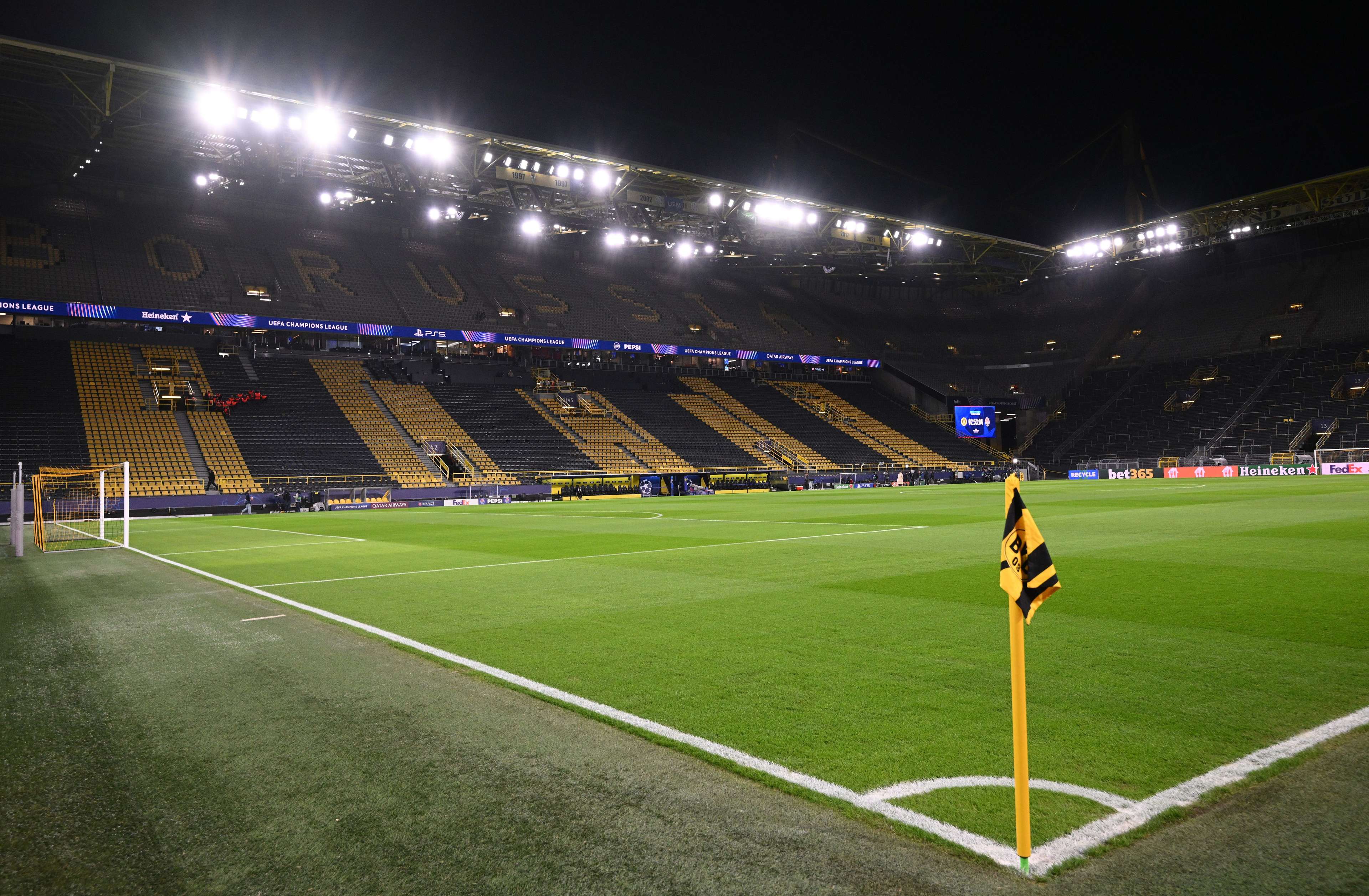 五大联赛年薪榜揭晓 德容莱万凯恩高居前三的背后故事